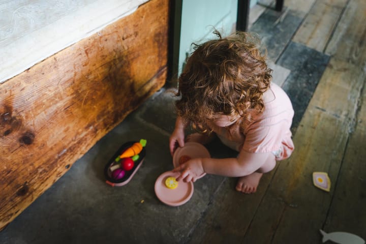 Unstructured play: How bored children become brilliant